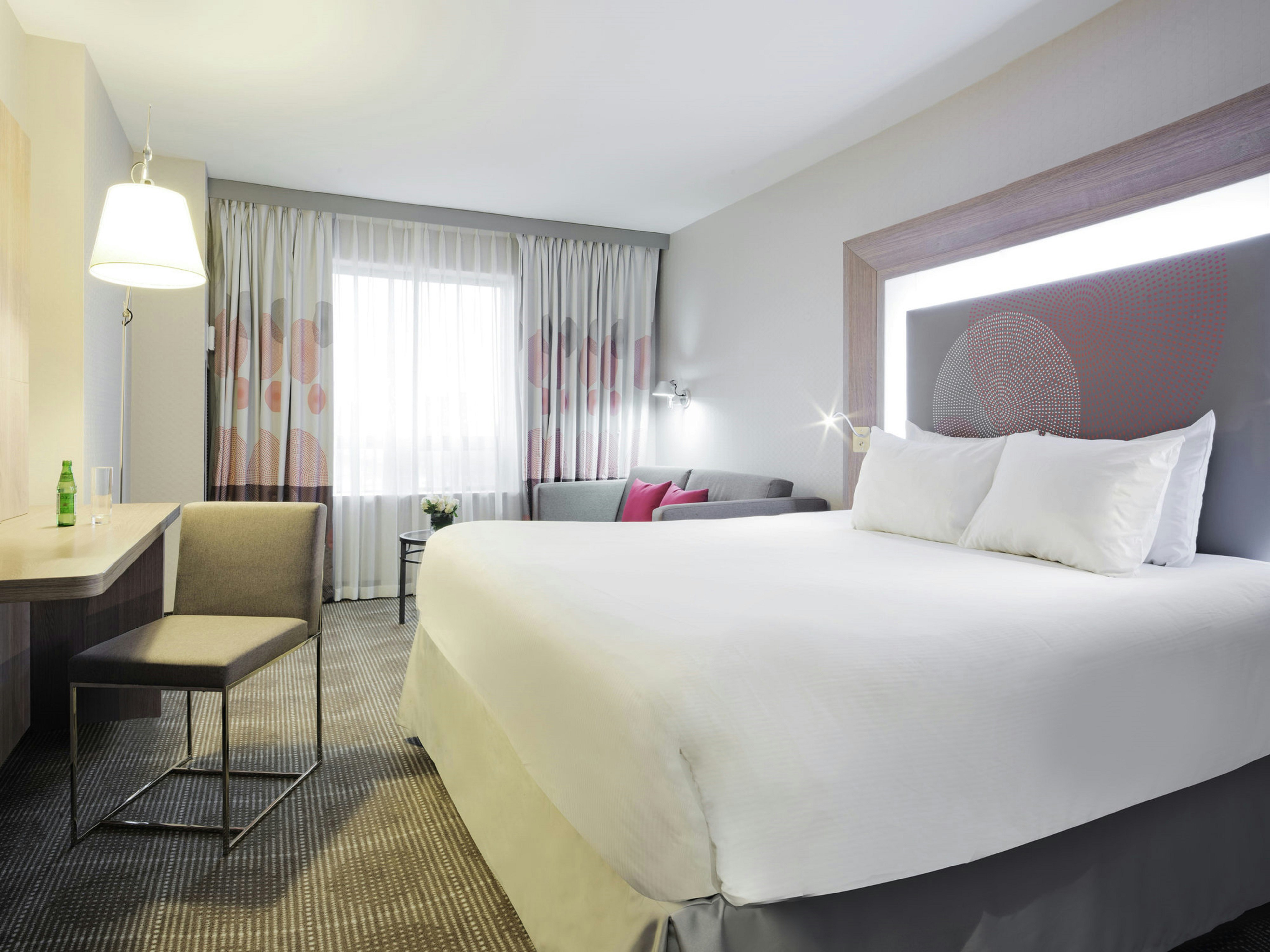 Room, King Bed, Sofa