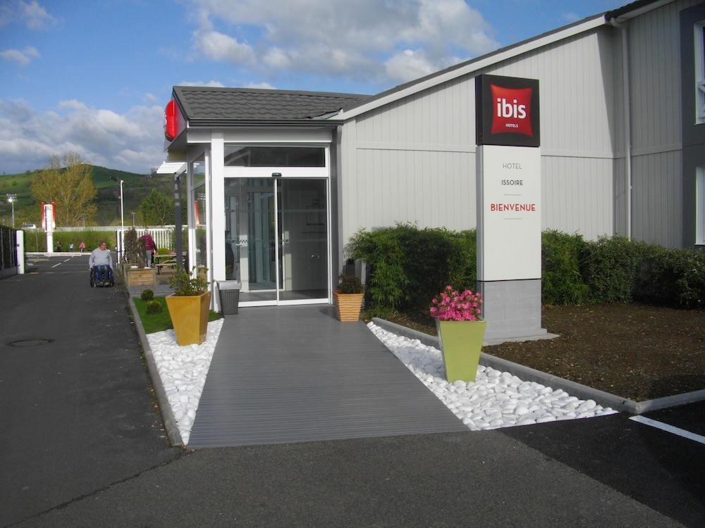 Ibis Issoire 49/57