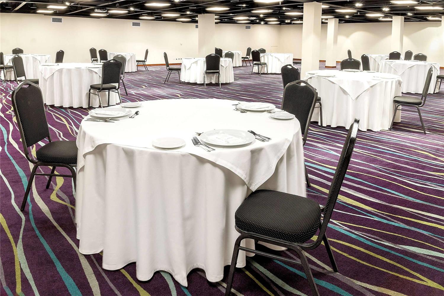 Radisson Bogota Metrotel 21/26