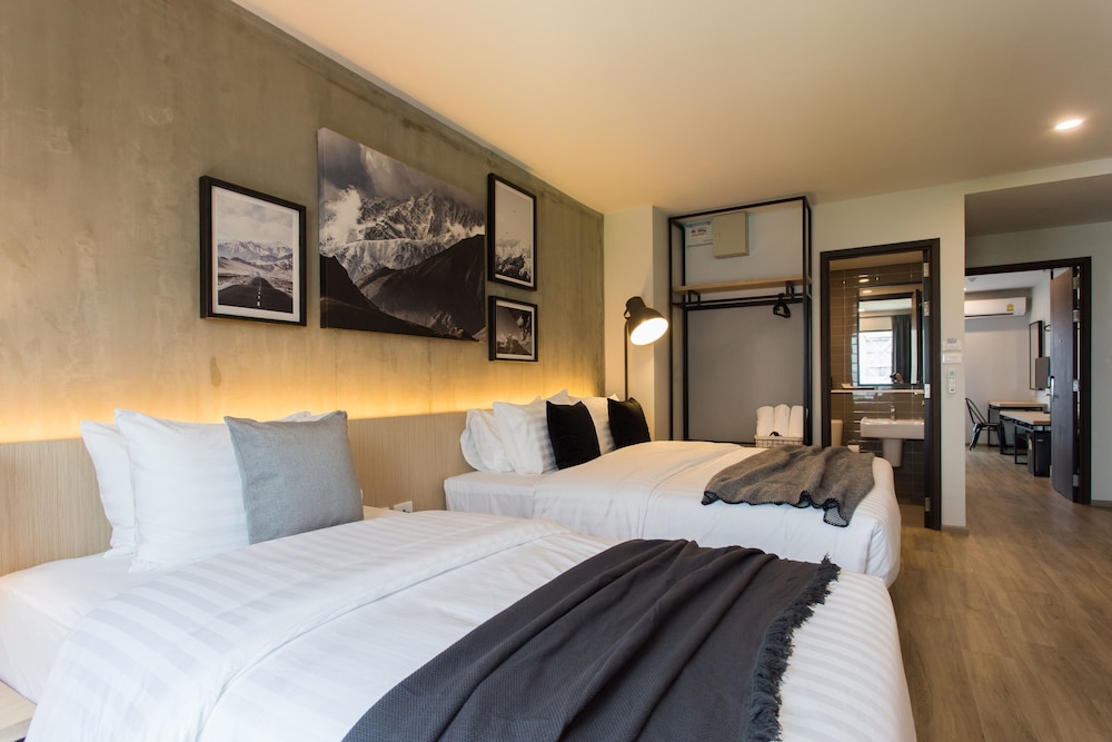 The Journey Hotel Bangna 16/60
