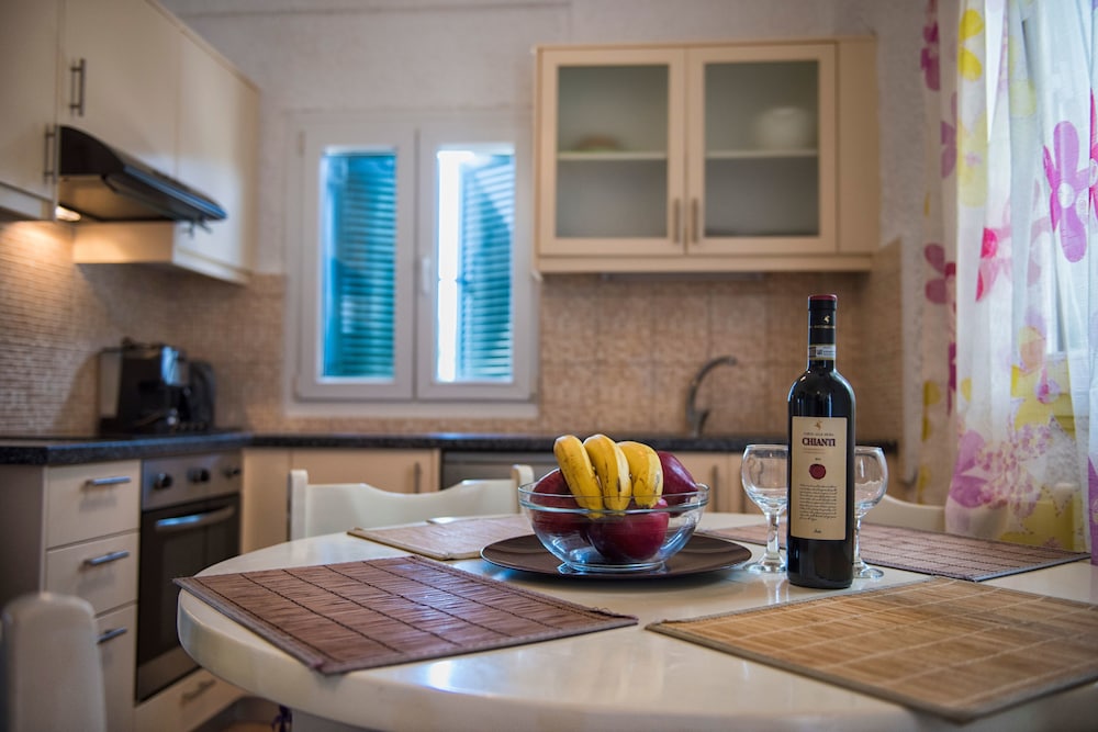 Elli Beach Apartments and Studios 31/50