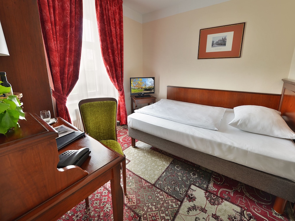 Ea Hotel Jeleni Dvur Prague Castle 15/53