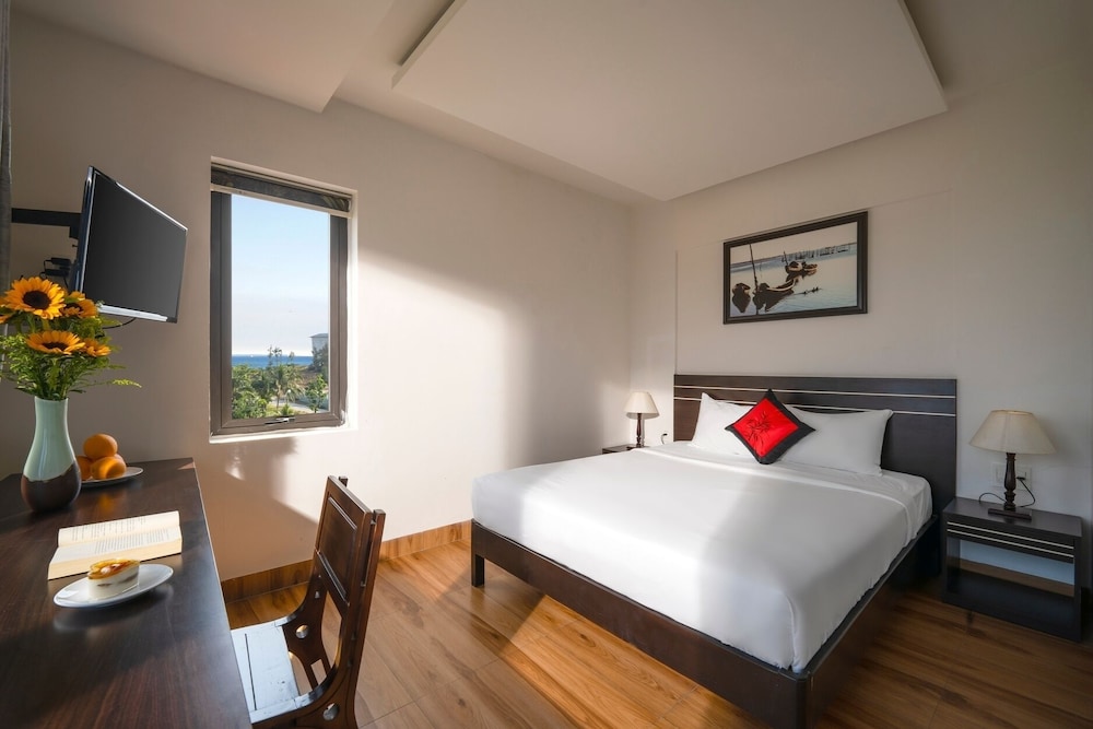 Viet Long Hoi An Beach Hotel 28/53