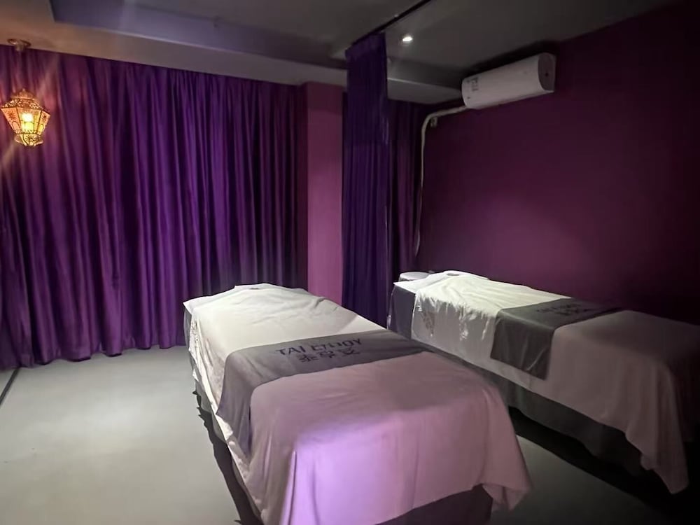 Yuezhi Hotel (Guangzhou Yuexiu Park Subway Station Store) 36/63