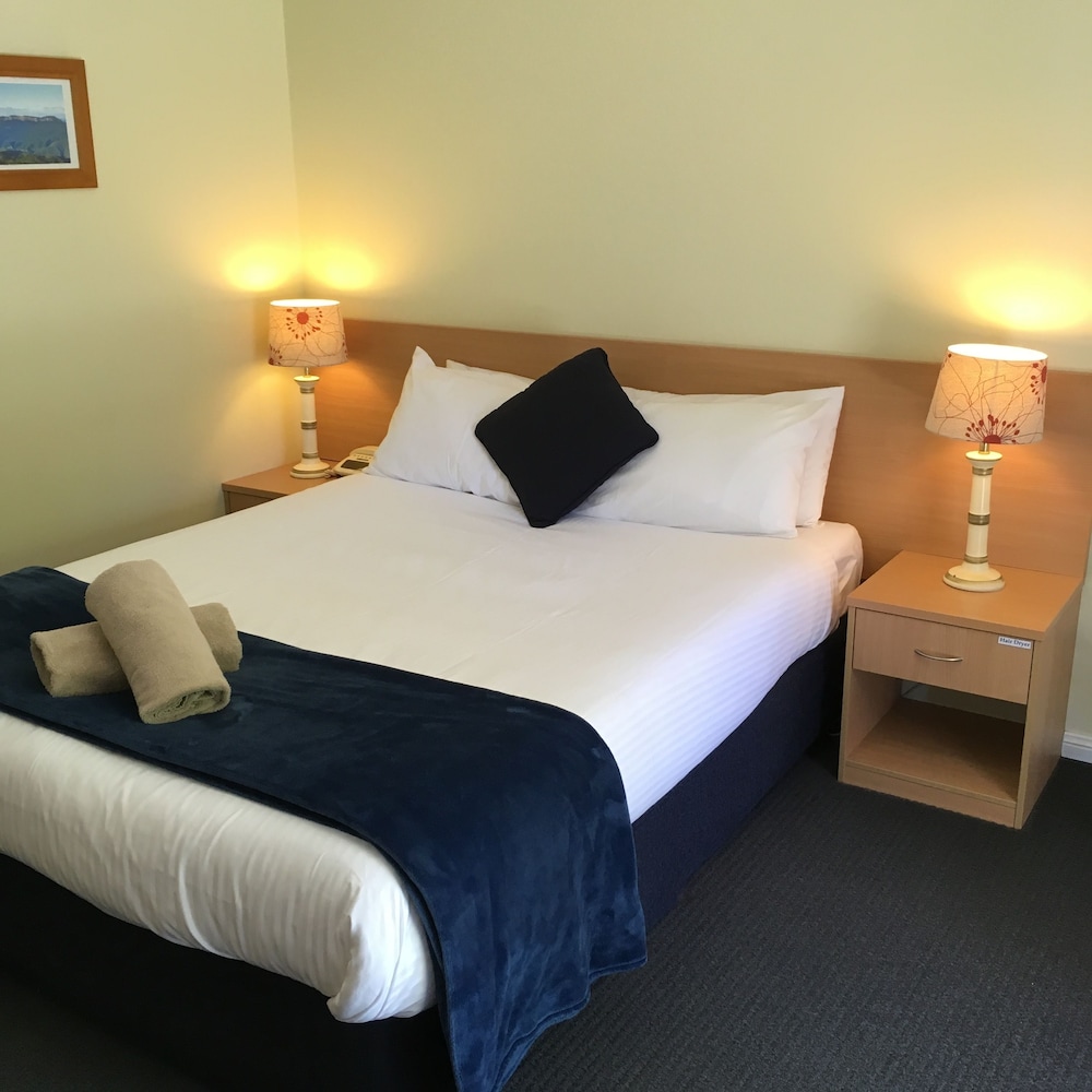 Sky Rider Motor Inn 32/69