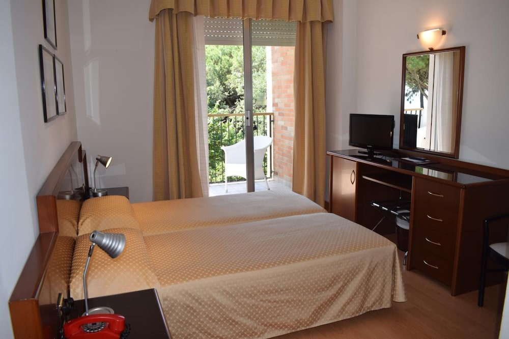 HOTEL BEAU RIVAGE PINETA 9/54