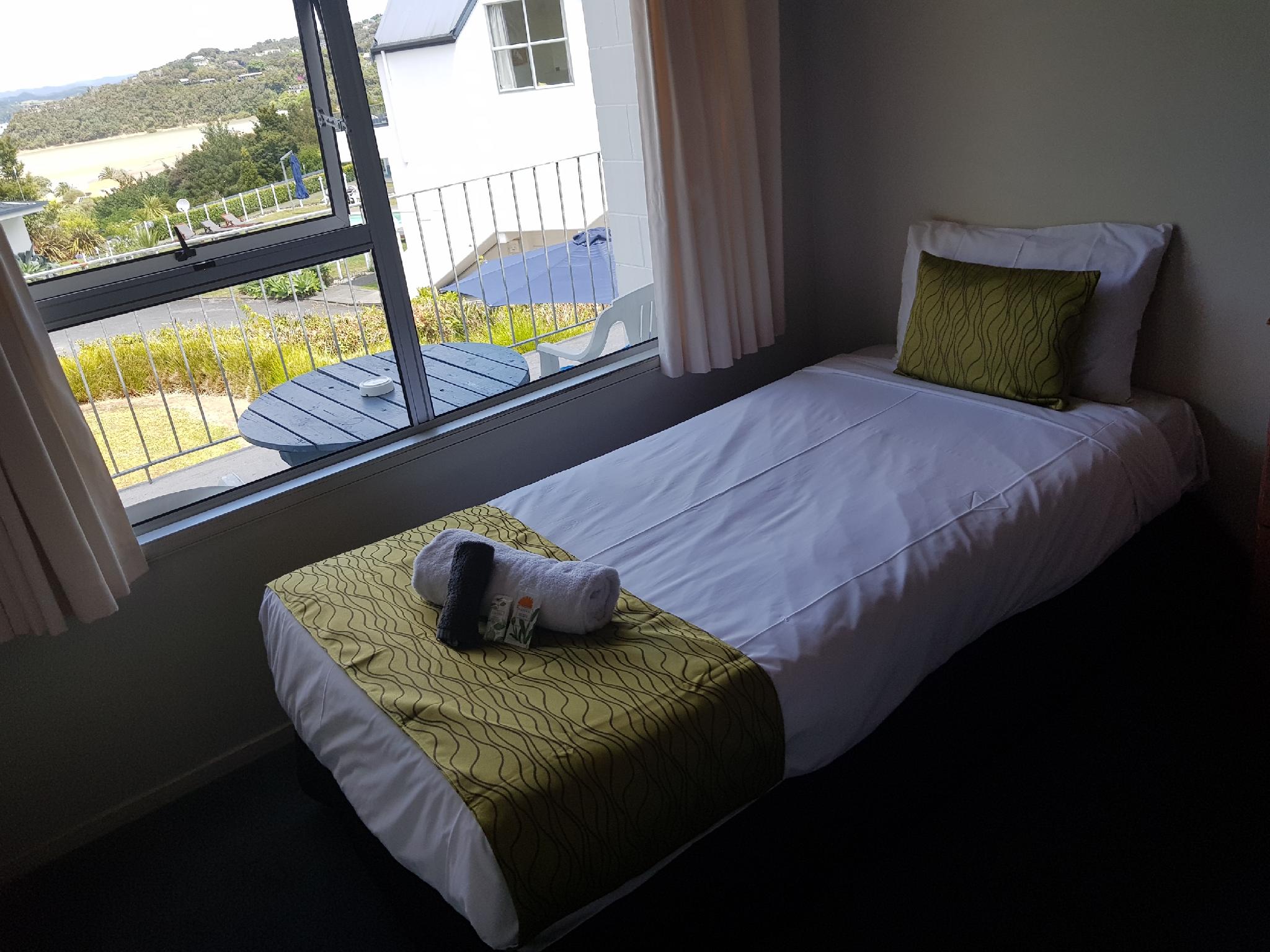 Room, Twin Beds, Garden Wing