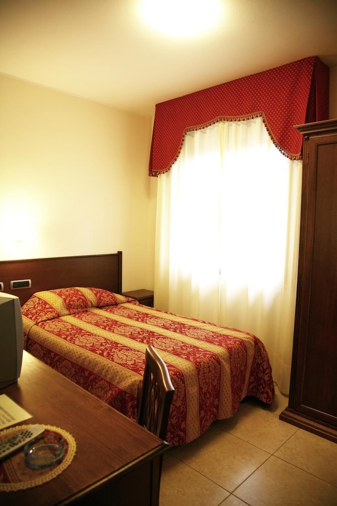 Hotel Tiziana 8/50