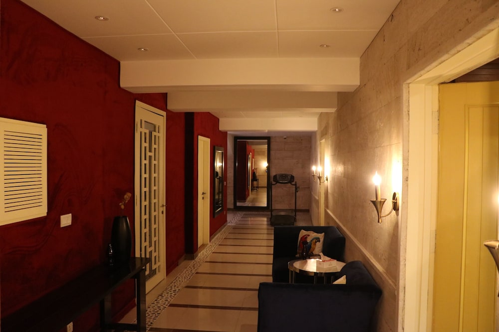 Lahore Continental Hotel 42/71