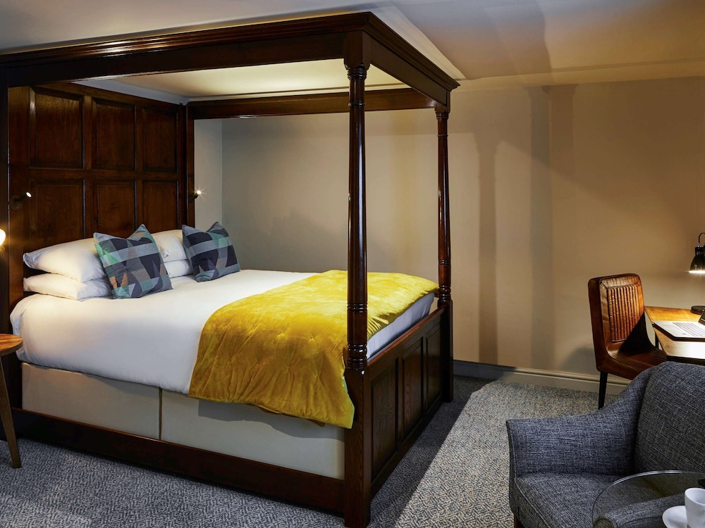 Mercure Barnsley Tankersley Manor Hotel 13/74