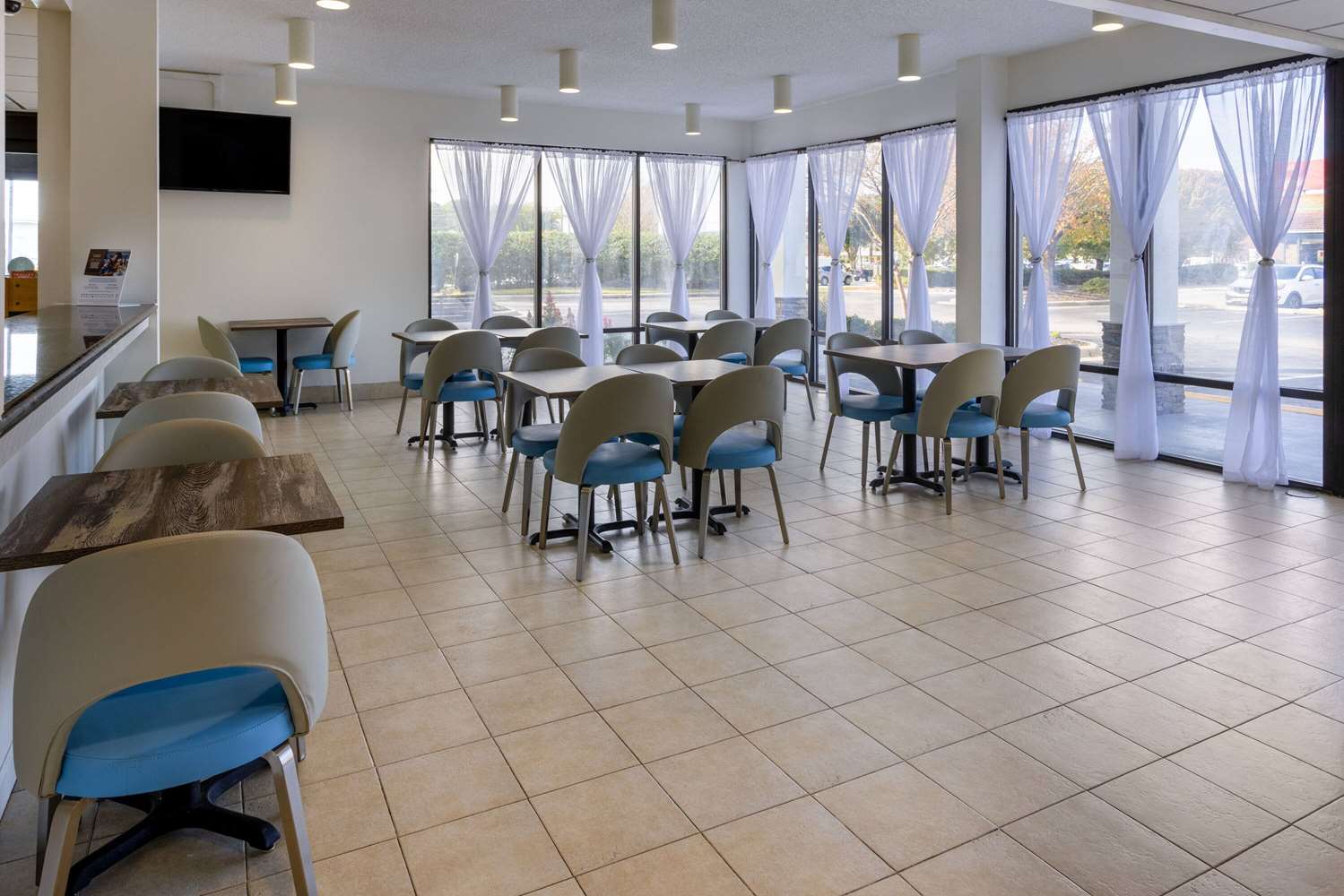 Studio6 Suites Jacksonville, NC 22/34