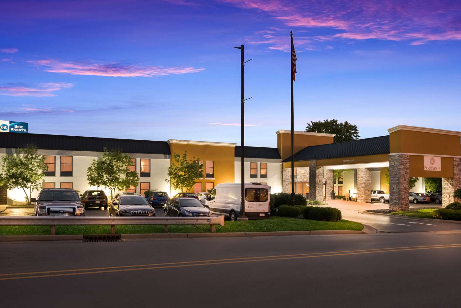 Best Western Batesville 6/73