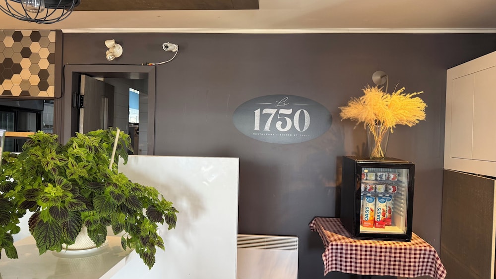 Auberge La Camarine 9/50