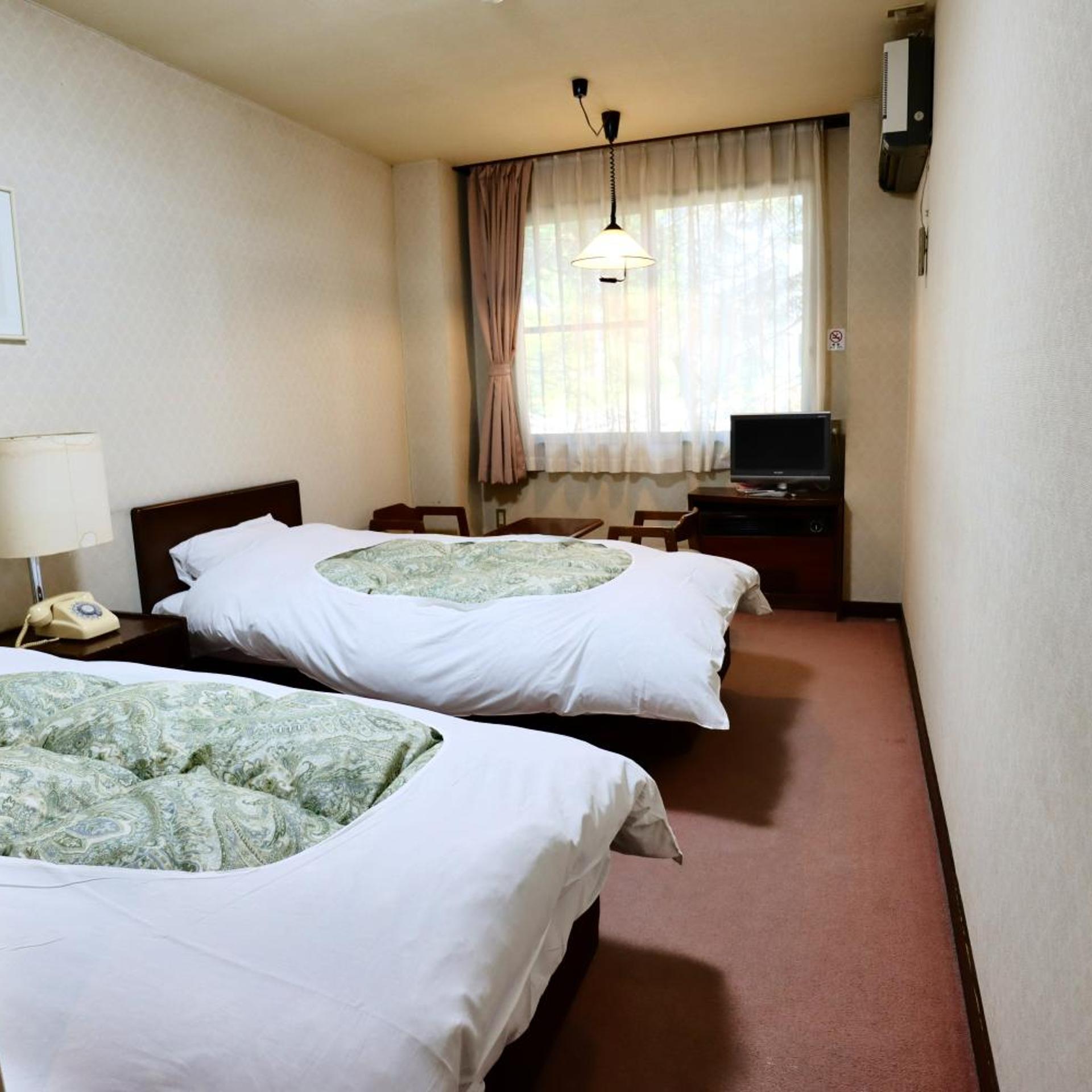 Room, Twin Beds