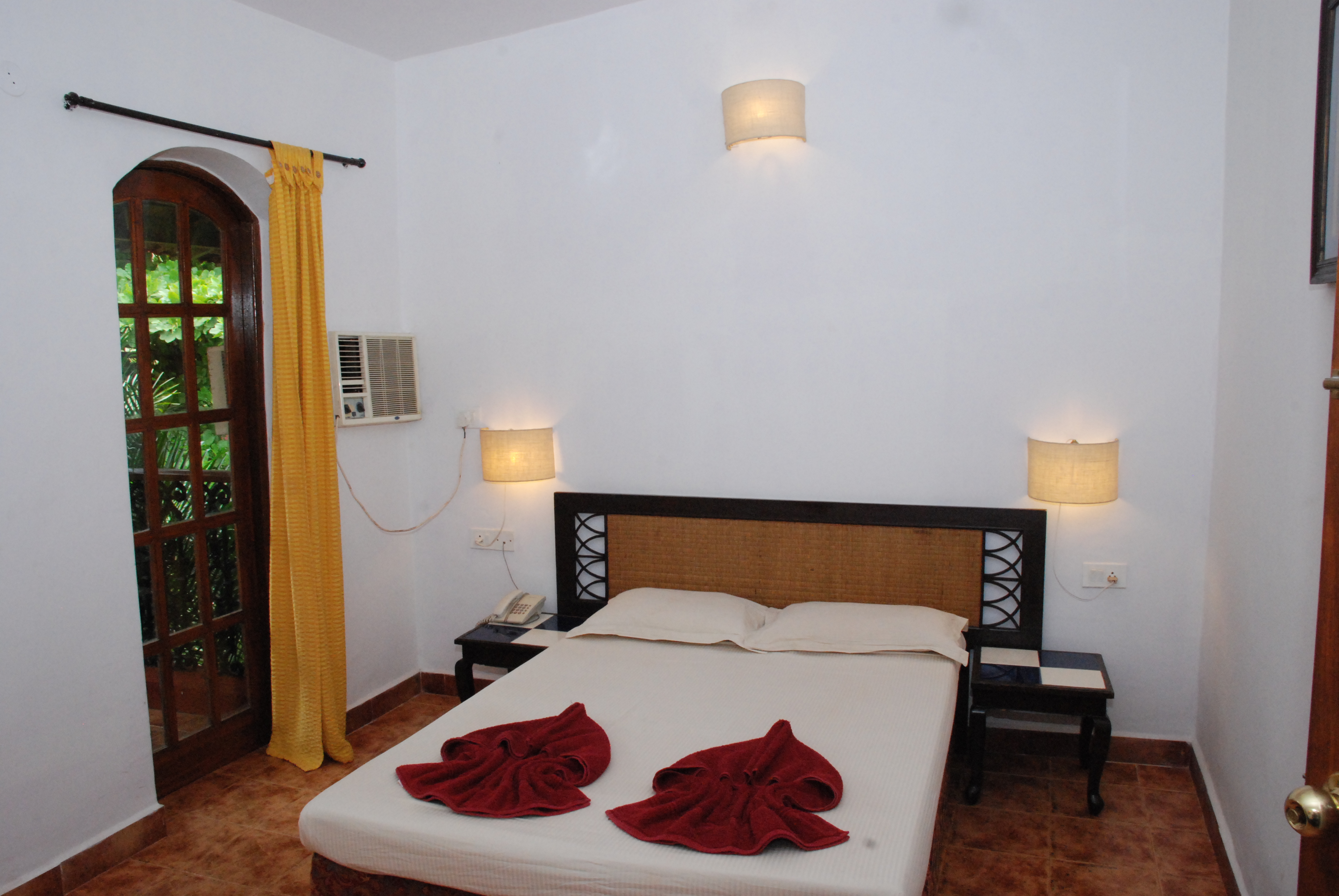Sea Breeze Resort Candolim 16/26