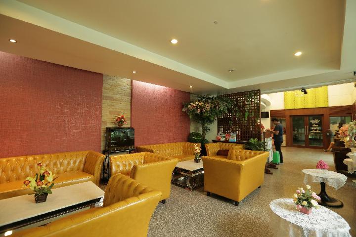 Asia Residence 14 Bangkapi 4/18