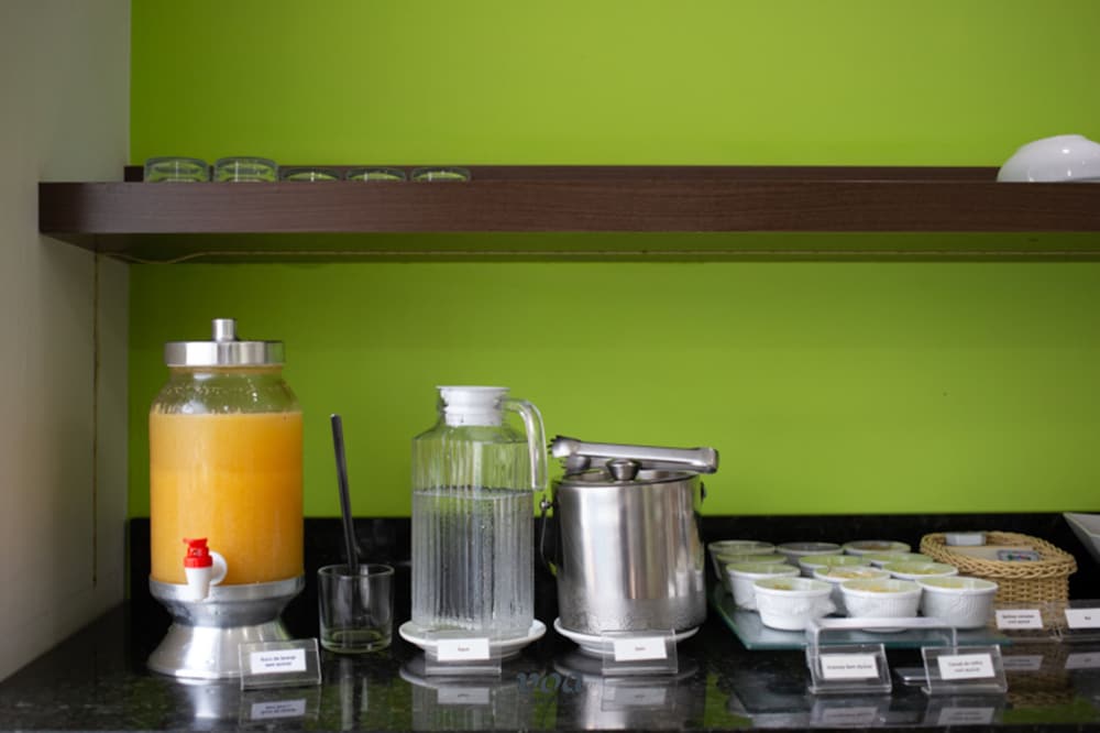 Voa Convenience Hotel 24/41