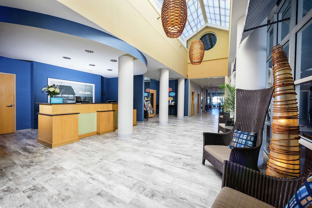 Hampton Inn Virginia Beach-Oceanfront North 12/75
