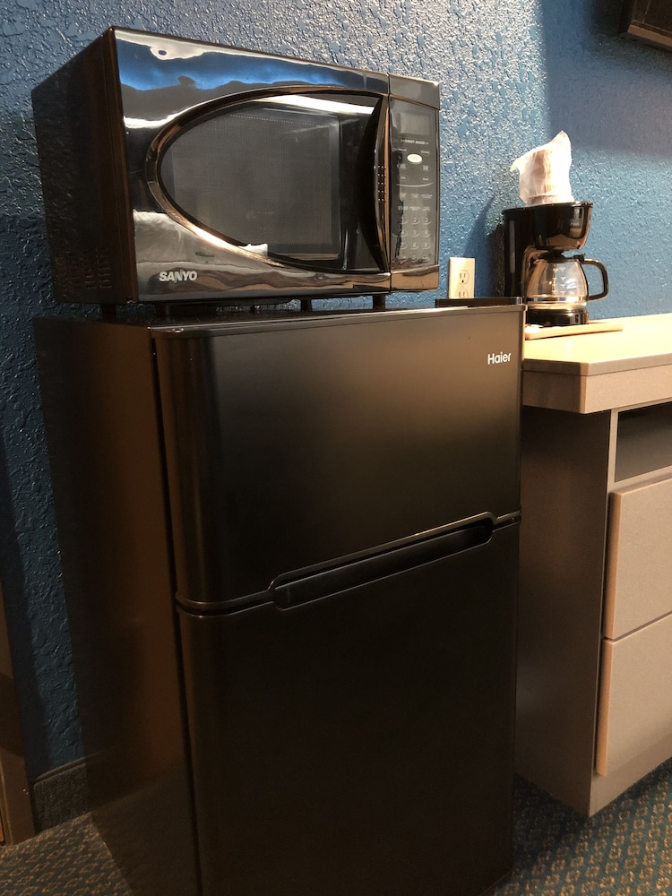 Microtel Inn & Suites Tomah 5/33