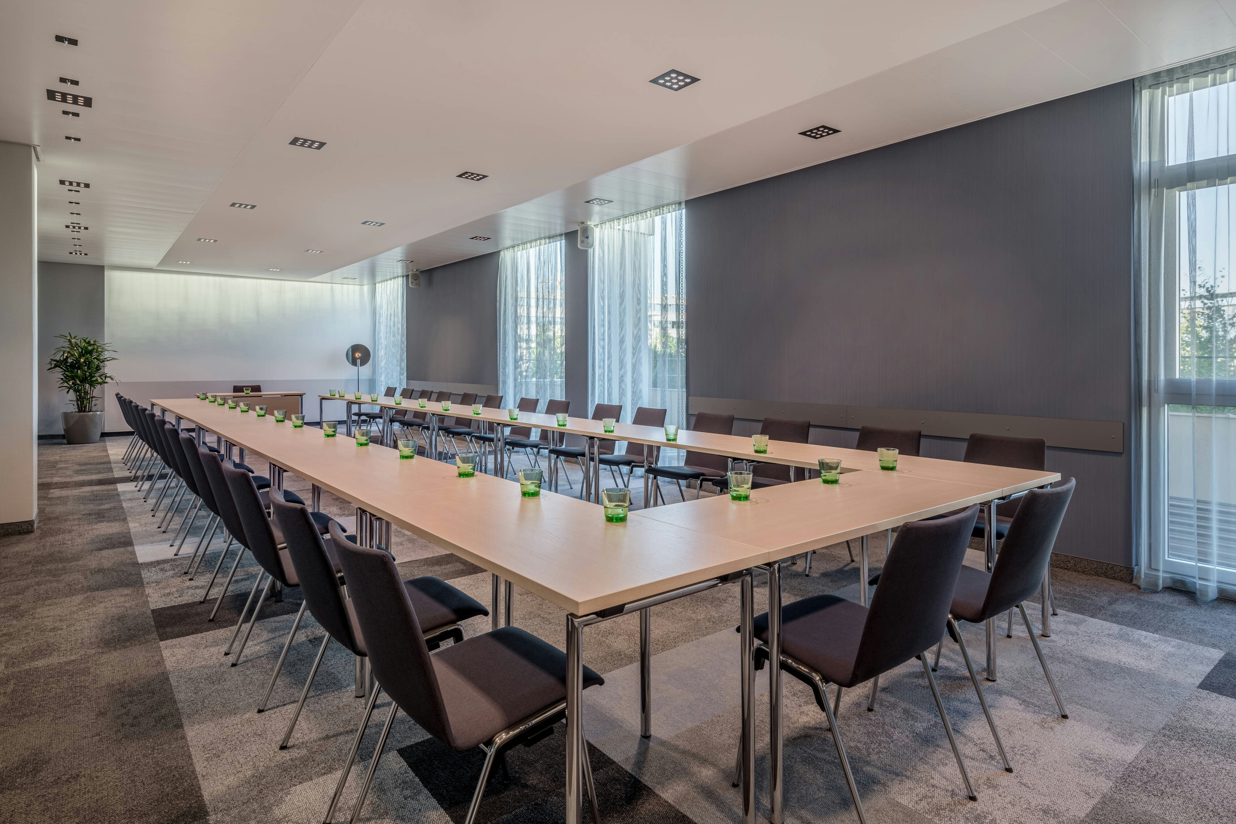 Courtyard By Marriott Linz 48/55