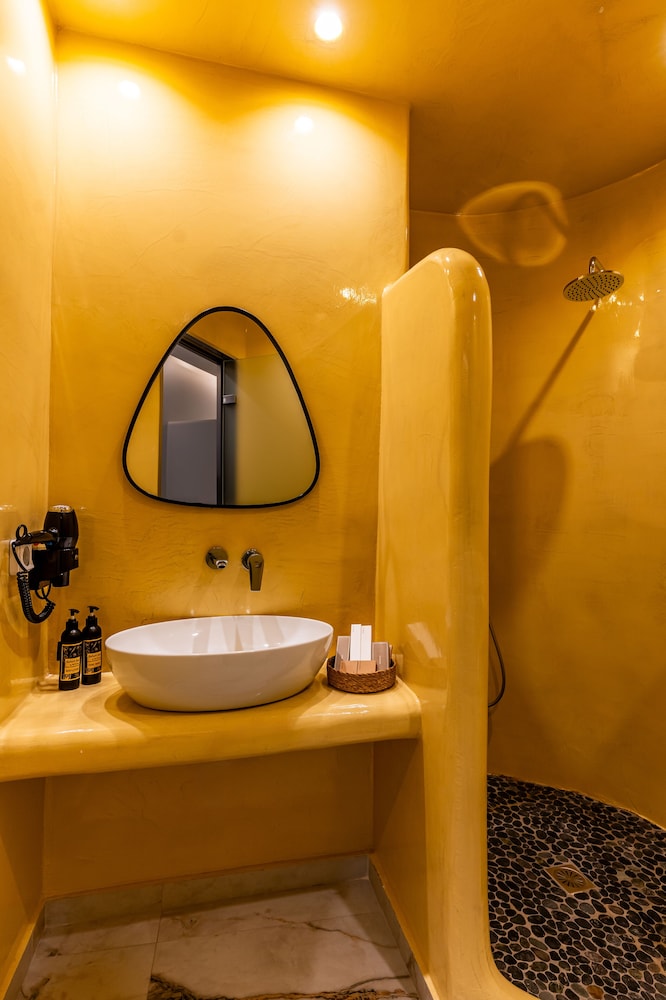 Perla Nera Suites 45/50