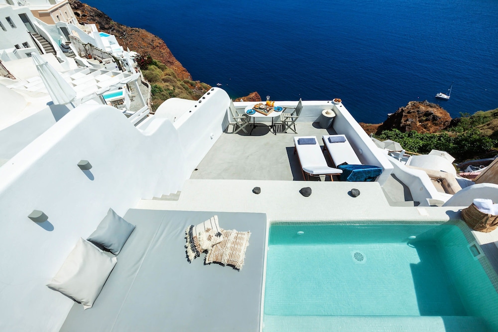 Diamond Luxury Suites 4/50