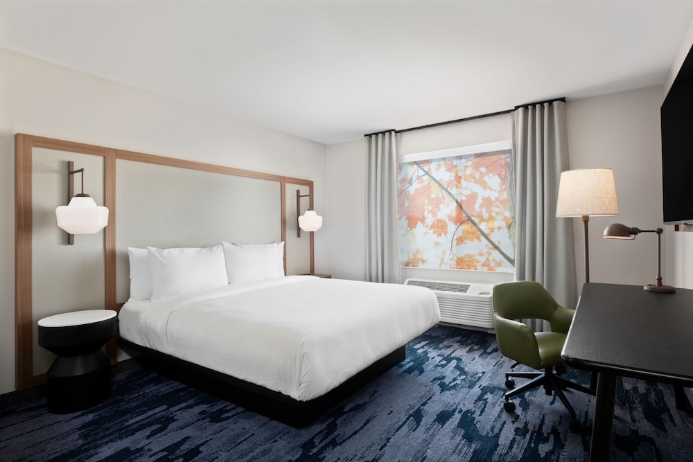 Fairfield Inn & Suites Chino 11/27