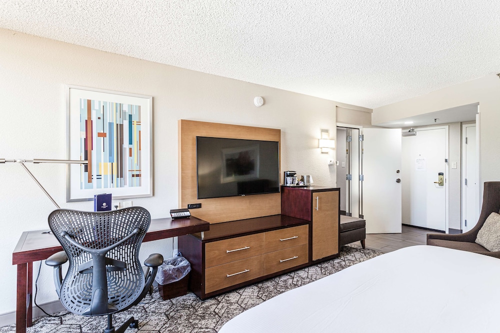 Doubletree Memphis 65/68