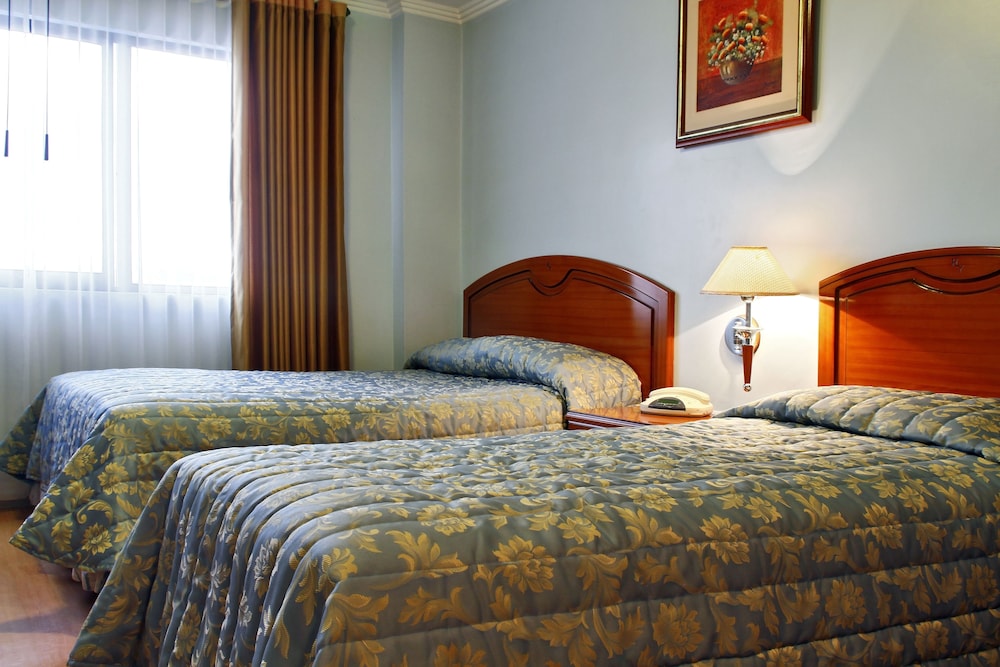 Hotel Yanuncay 8/38