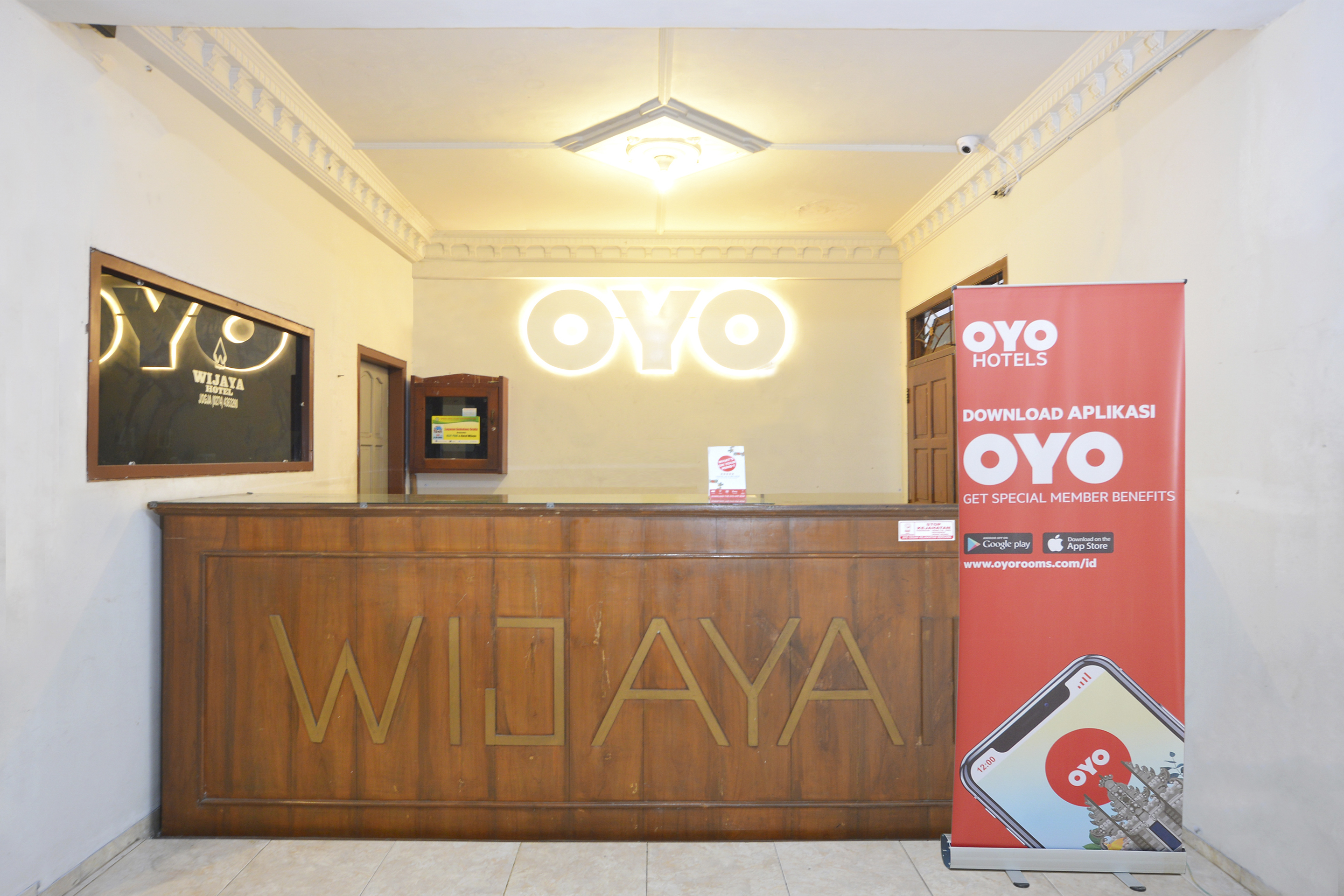 OYO 586 Hotel Wijaya 6/72