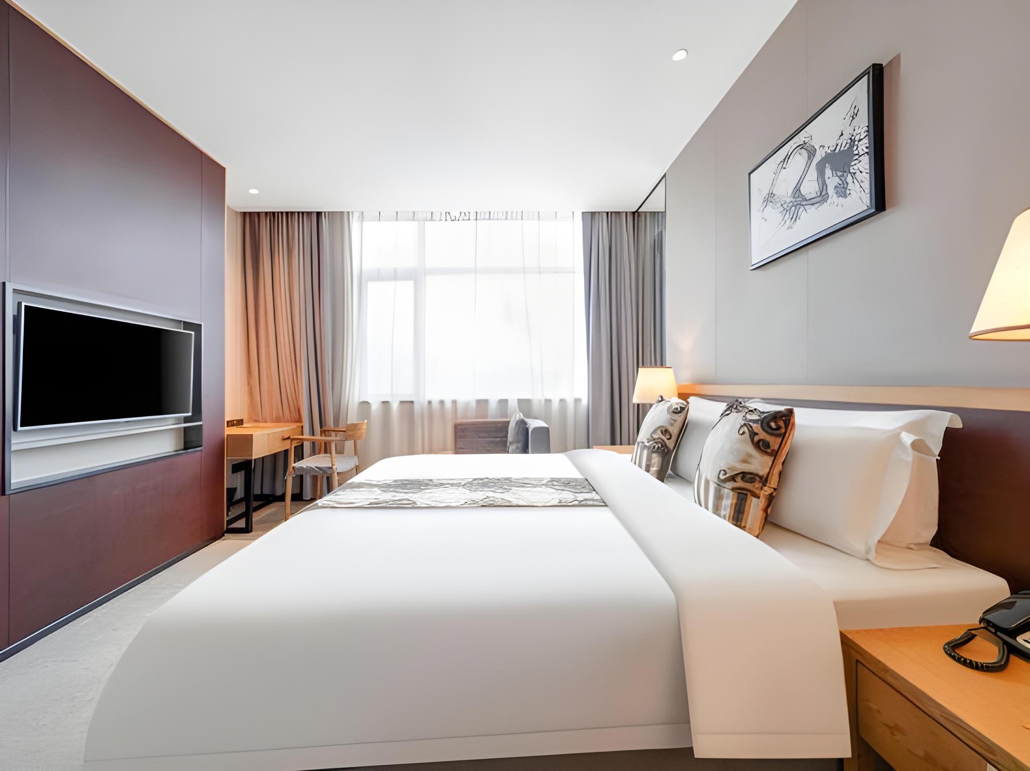 Qinyi, Queen Bed