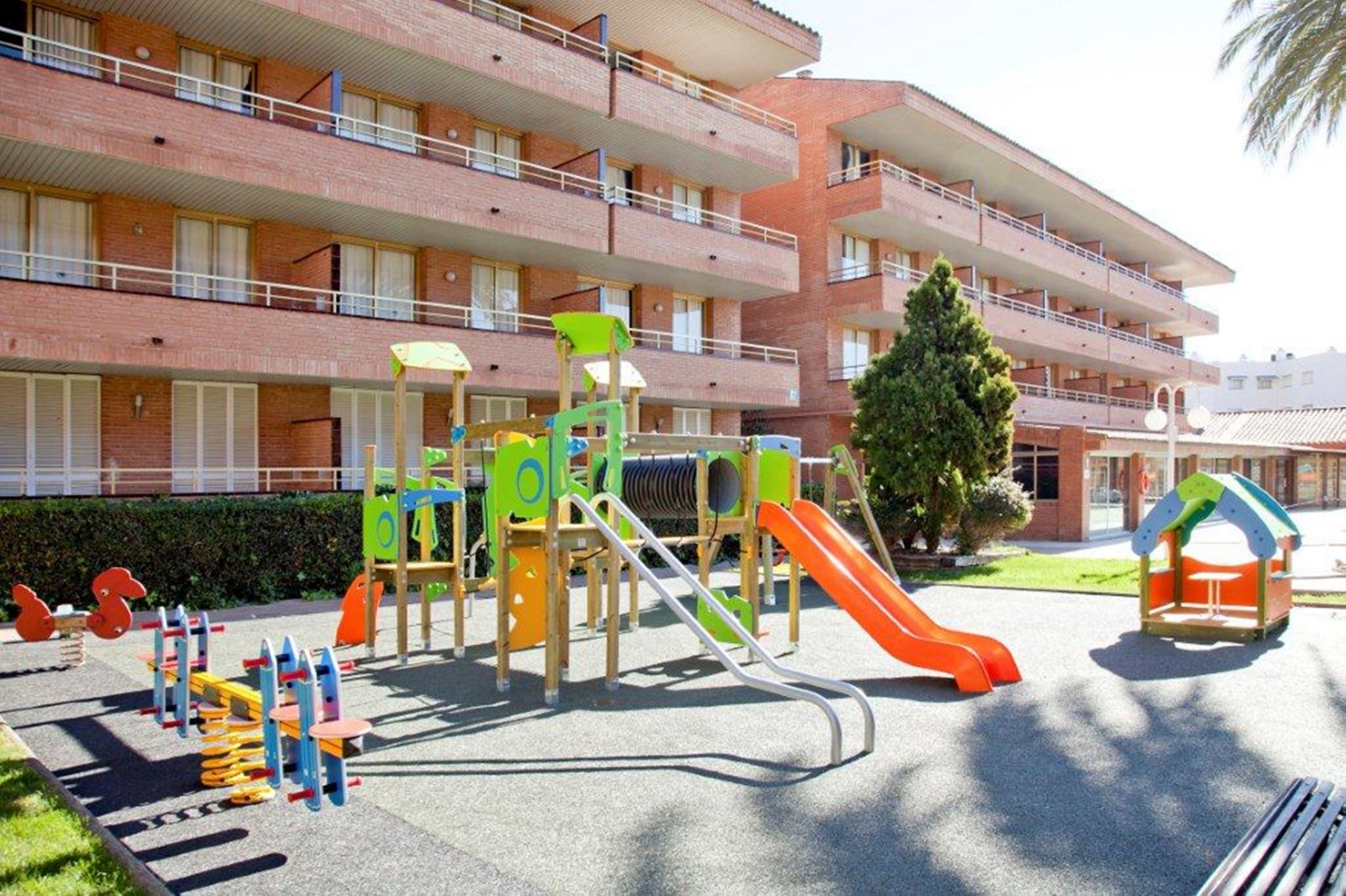 Voramar Aparthotel 17/21