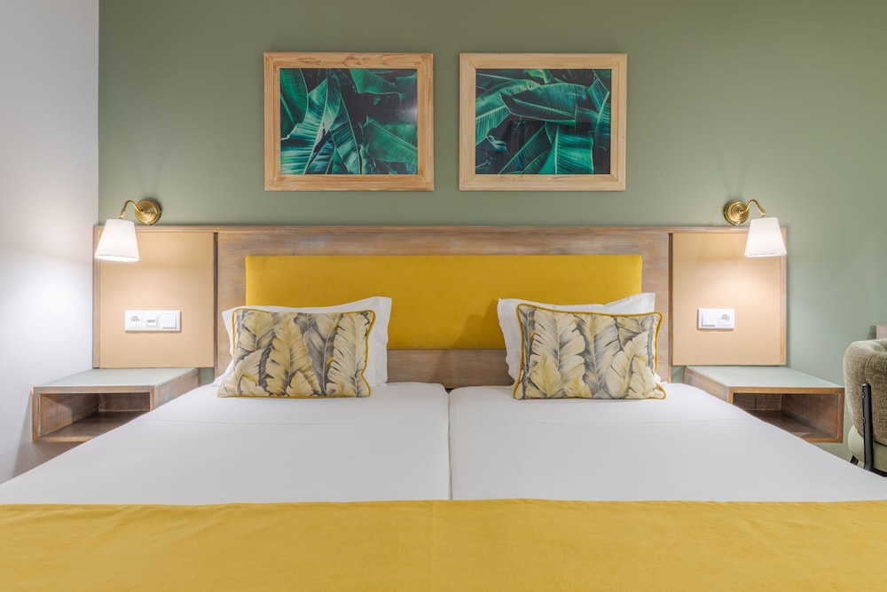 Dorisol Buganvilia Studio Hotel 56/71