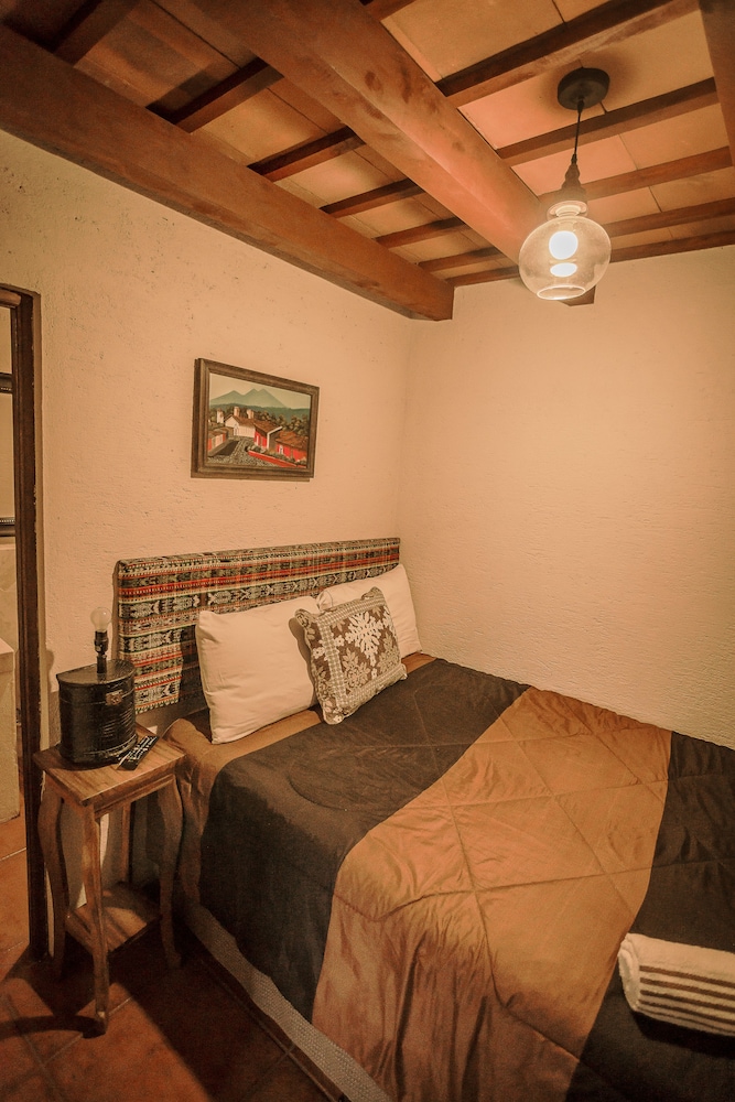 Hotel Mansion Del Rey 8/42