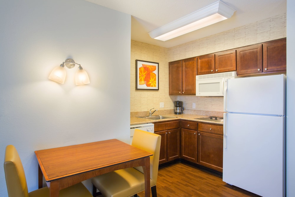 Residence Inn By Marriott Hartford Rocky Hill 32/41