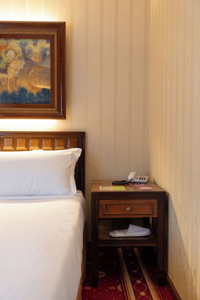 جناح بسريرين مزدوجين، GRAND HOTEL TRENTO 6/10