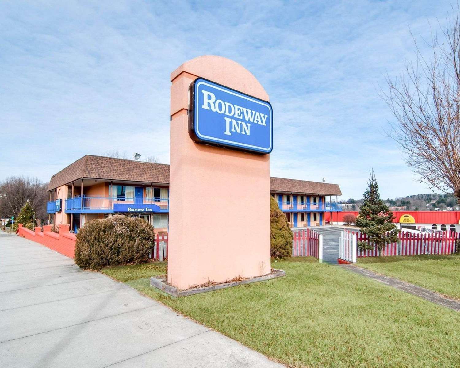 Econo Lodge Galax, VA 3/14