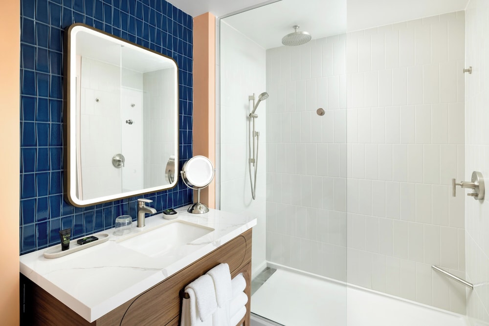 Hyatt Centric San Juan Isla Verde 56/57