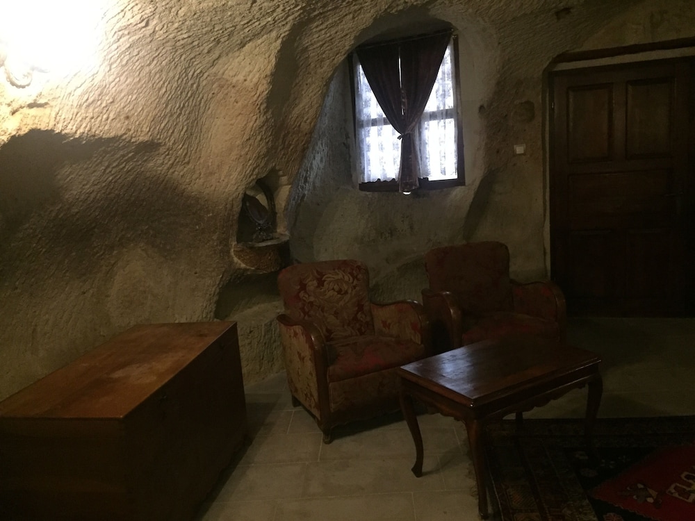 Cave Art Hotel 27/50
