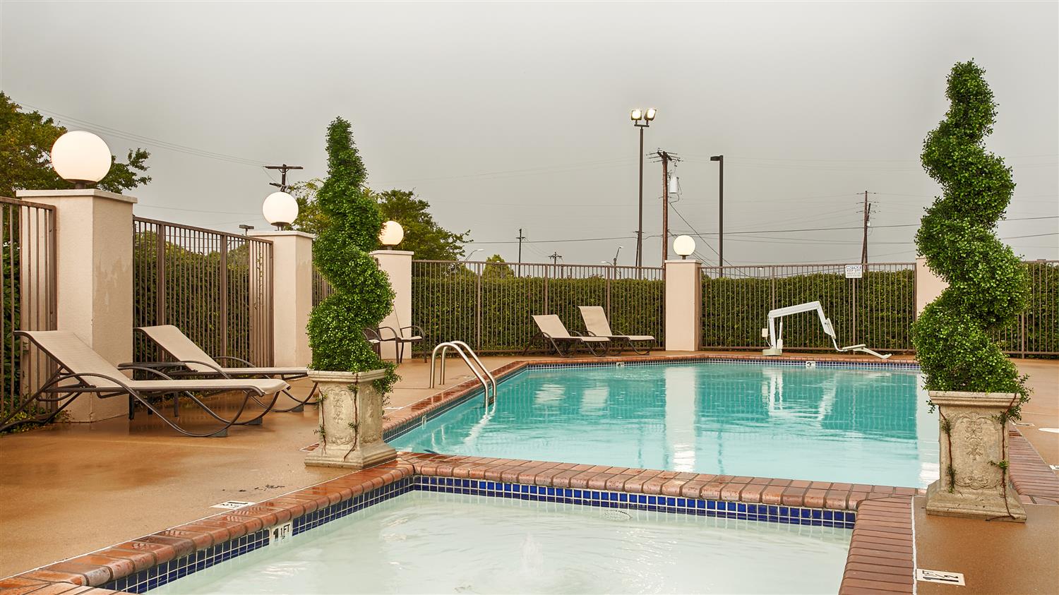 Best Western Plus Southpark Inn & Suites 39/39