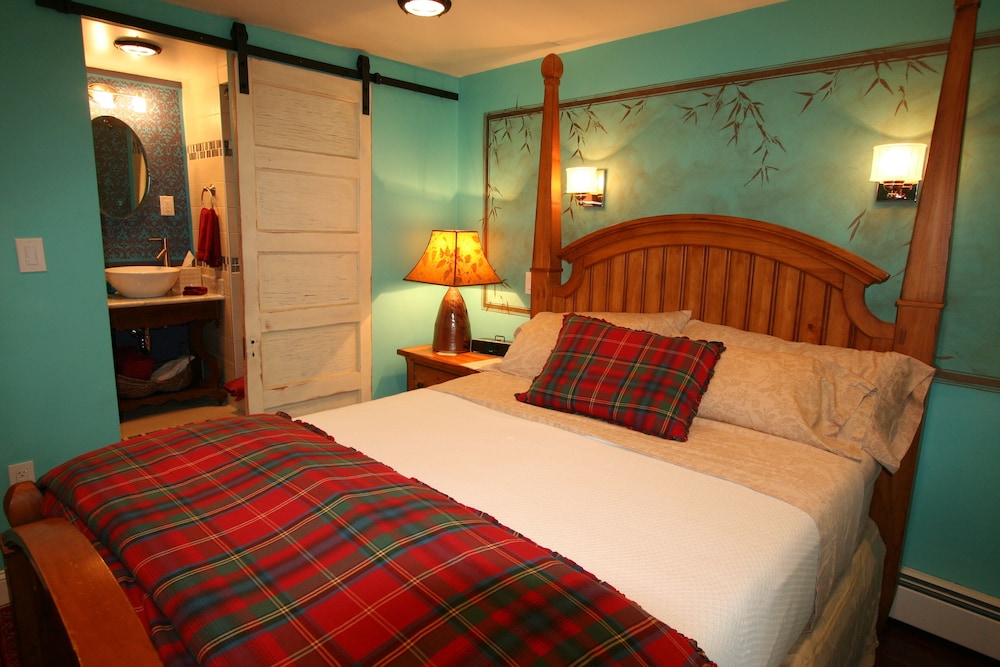 Alpenhof Bed and Breakfast 11/52