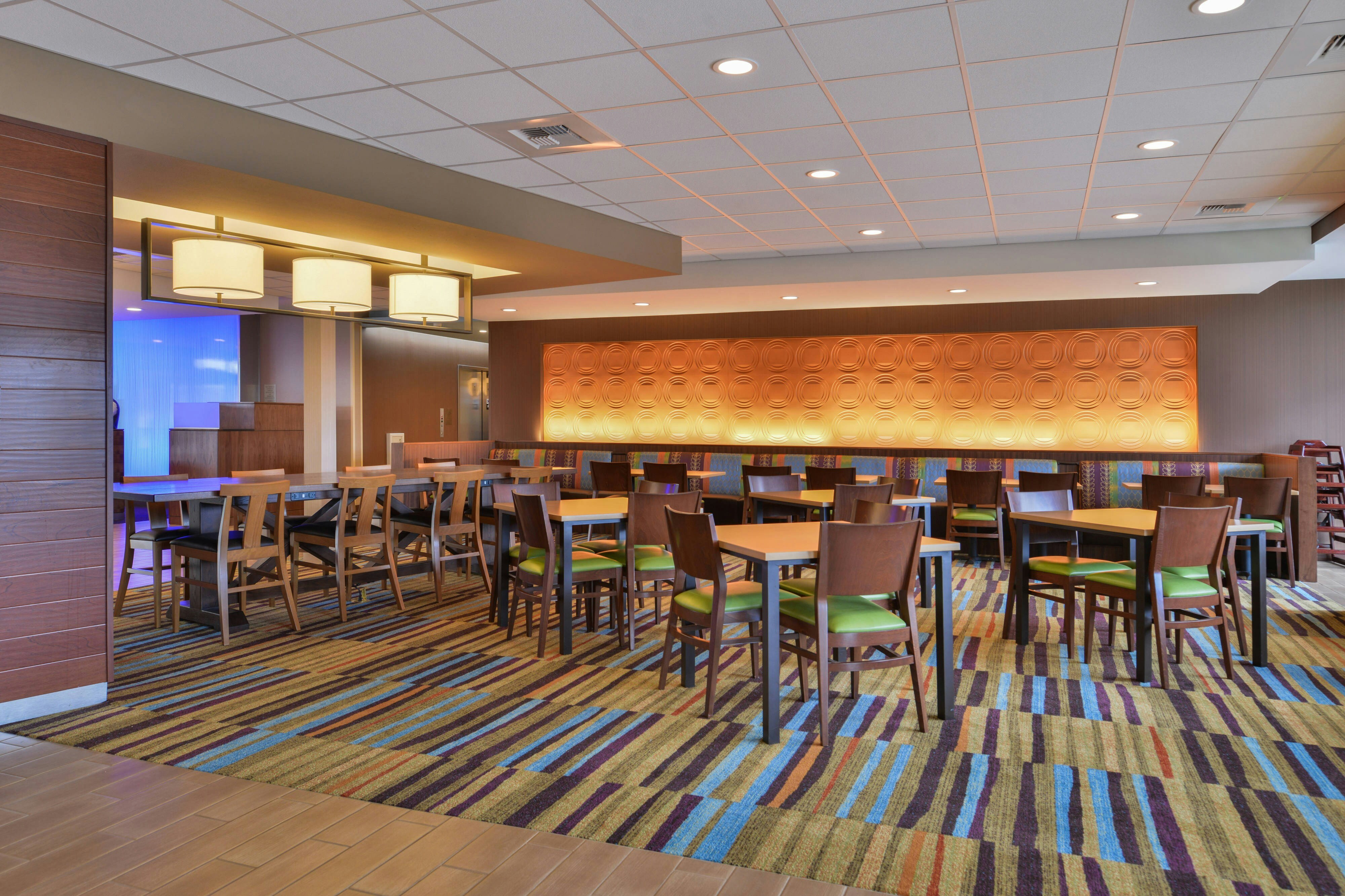 Fairfield Inn Suites Eugene East Springfield 42/47