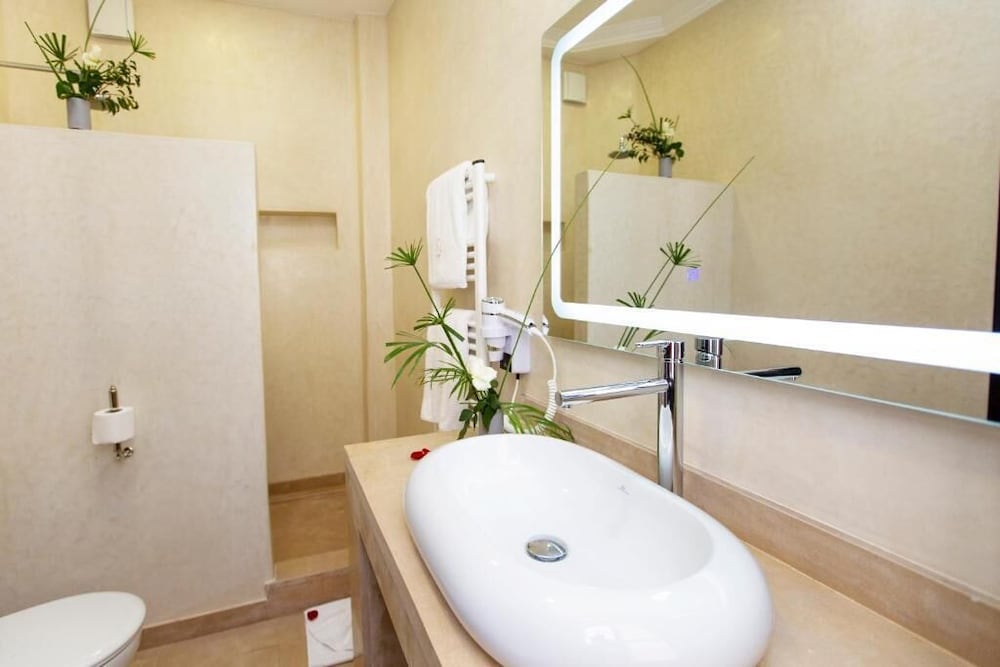 RIAD AL RIMAL 48/50