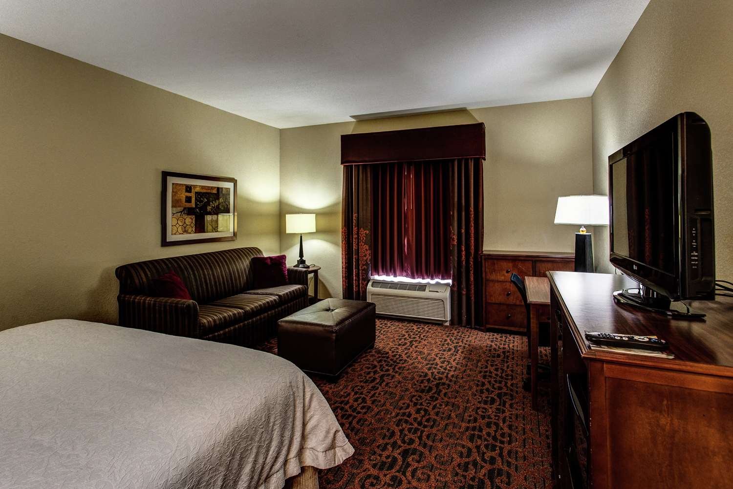جناح استوديو بسرير كينج مع أريكة، Hampton Inn Junction City Kansas 2/6