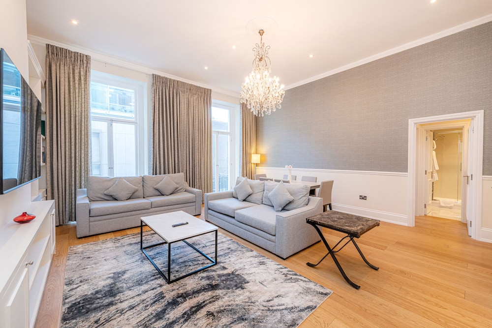 20 Hertford Street 36/50