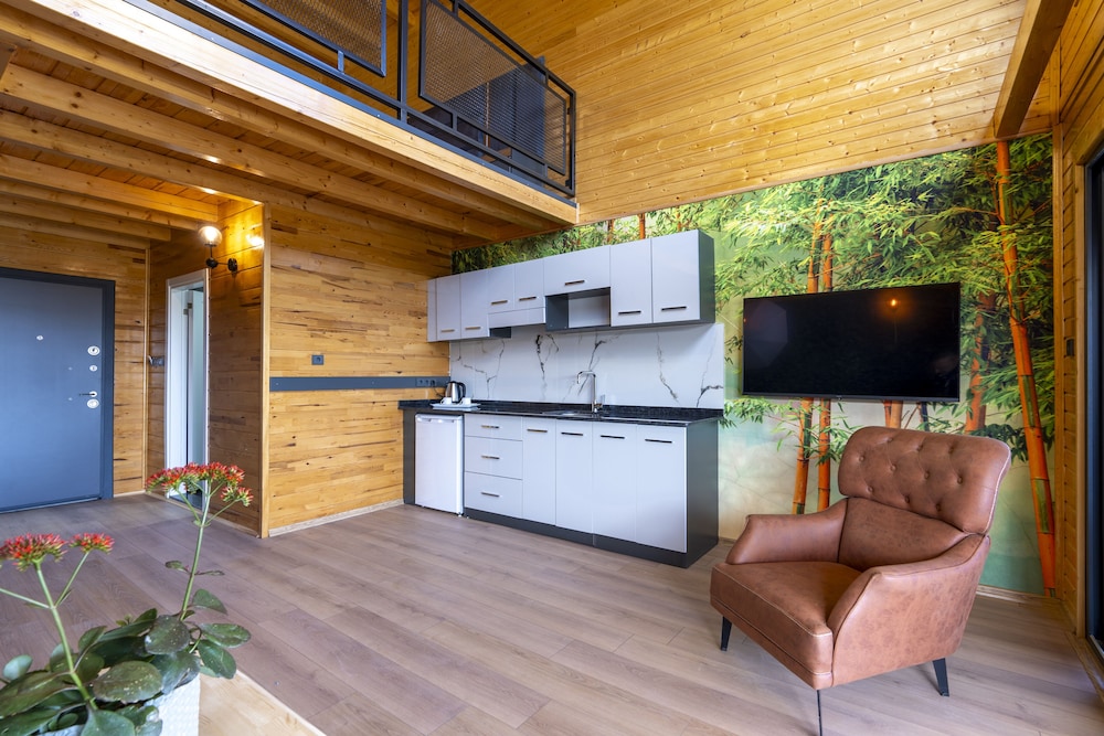 La Veranda Villas 18/25