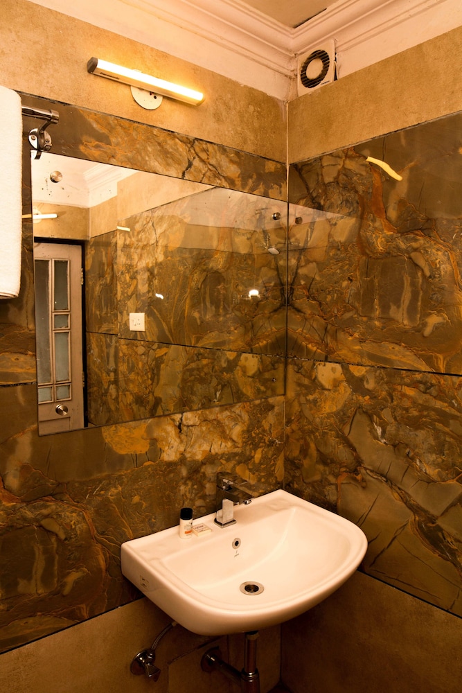 Summit Grace Resort And Spa 47/48