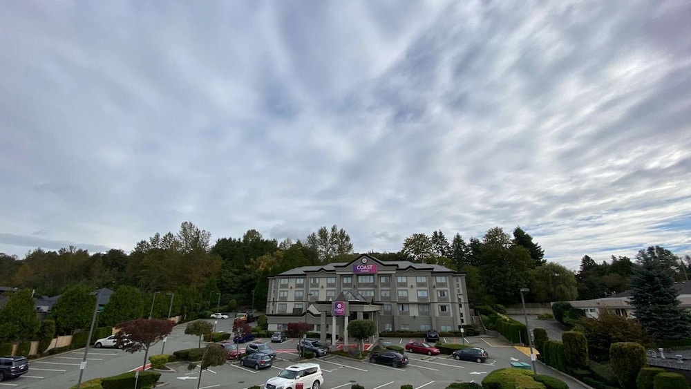 Coast Abbotsford Hotel And Suites 46/50