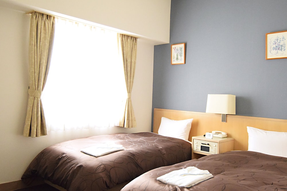 STANDARD, TWIN BEDS