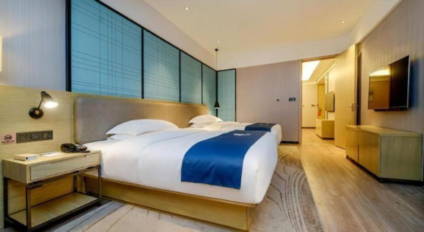 City Comfort Inn Nanning Nanhu Bridge Metro Station 34/64